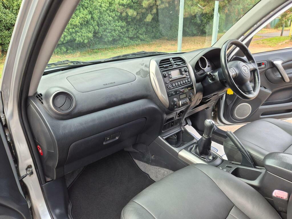 Toyota Rav 4 Xt3 Black #49