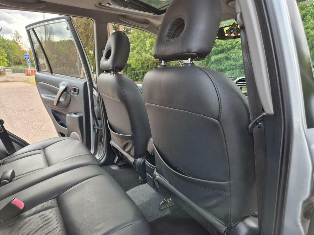 Toyota Rav 4 Xt3 Black #57