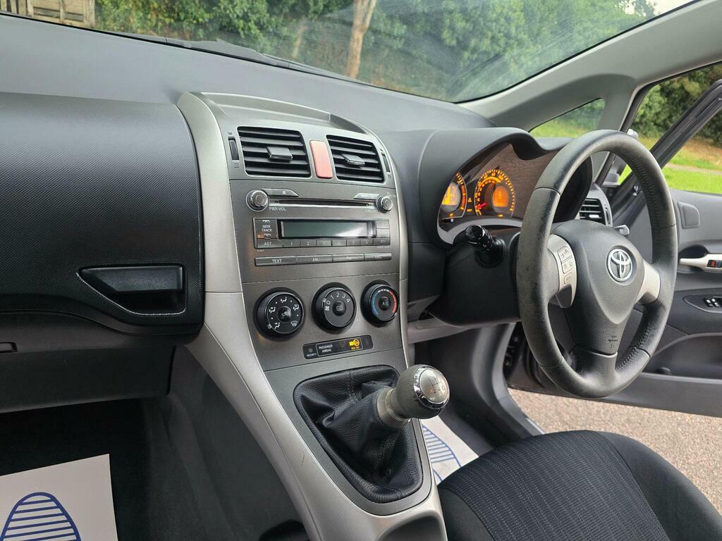 Toyota Auris 1.6 T Spirit Multimode Grey #61