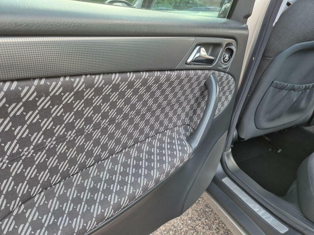 Mercedes-Benz C Class 1.8 C180 Kompressor Avantgarde Se Grey #65