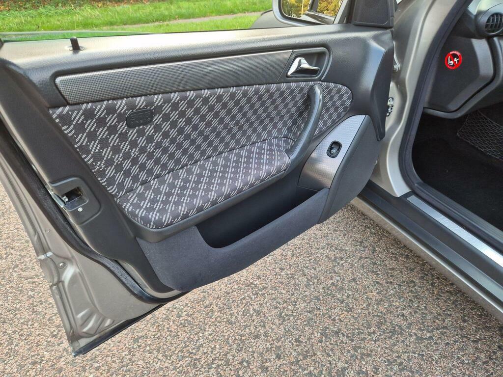 Mercedes-Benz C Class 1.8 C180 Kompressor Avantgarde Se Grey #50