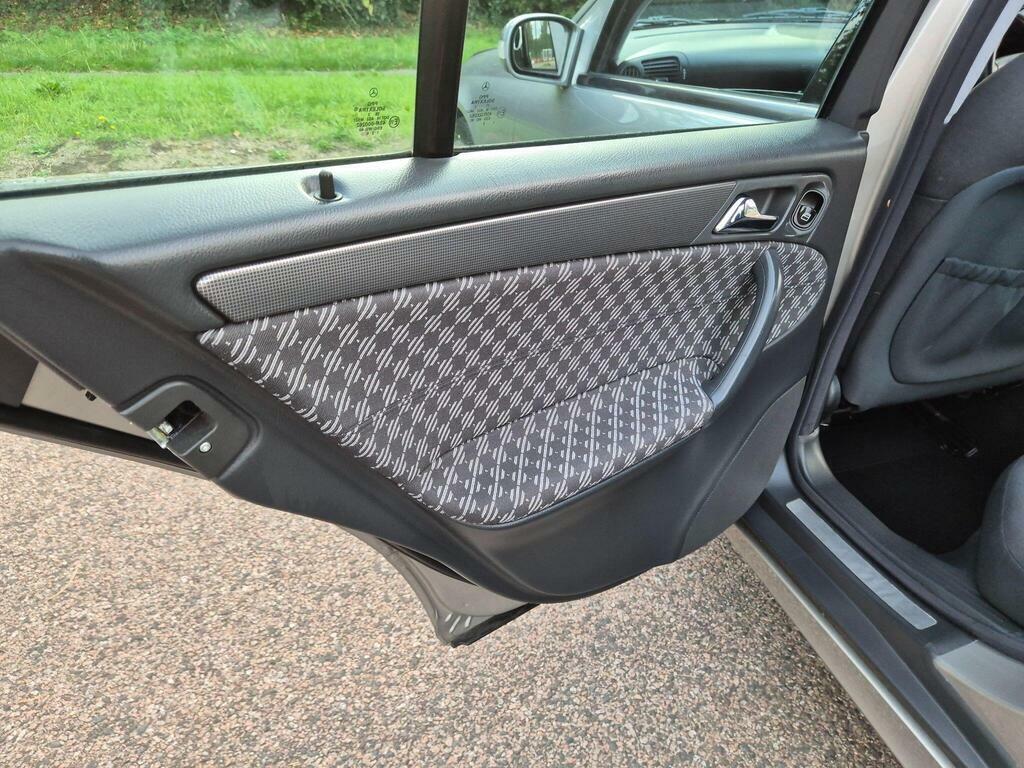Mercedes-Benz C Class 1.8 C180 Kompressor Avantgarde Se Grey #64