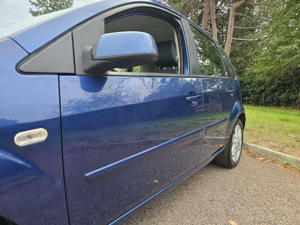Ford Fiesta Zetec Climate 16V Blue #32