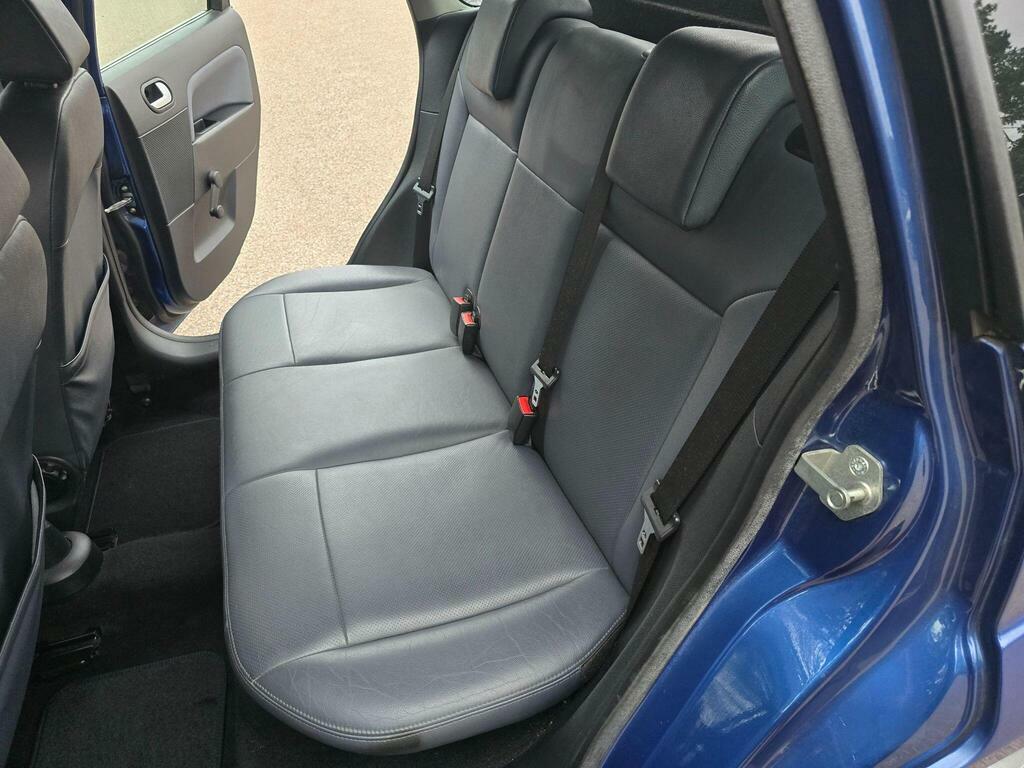 Ford Fiesta Zetec Climate 16V Blue #44