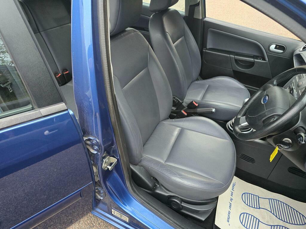 Ford Fiesta Zetec Climate 16V Blue #75