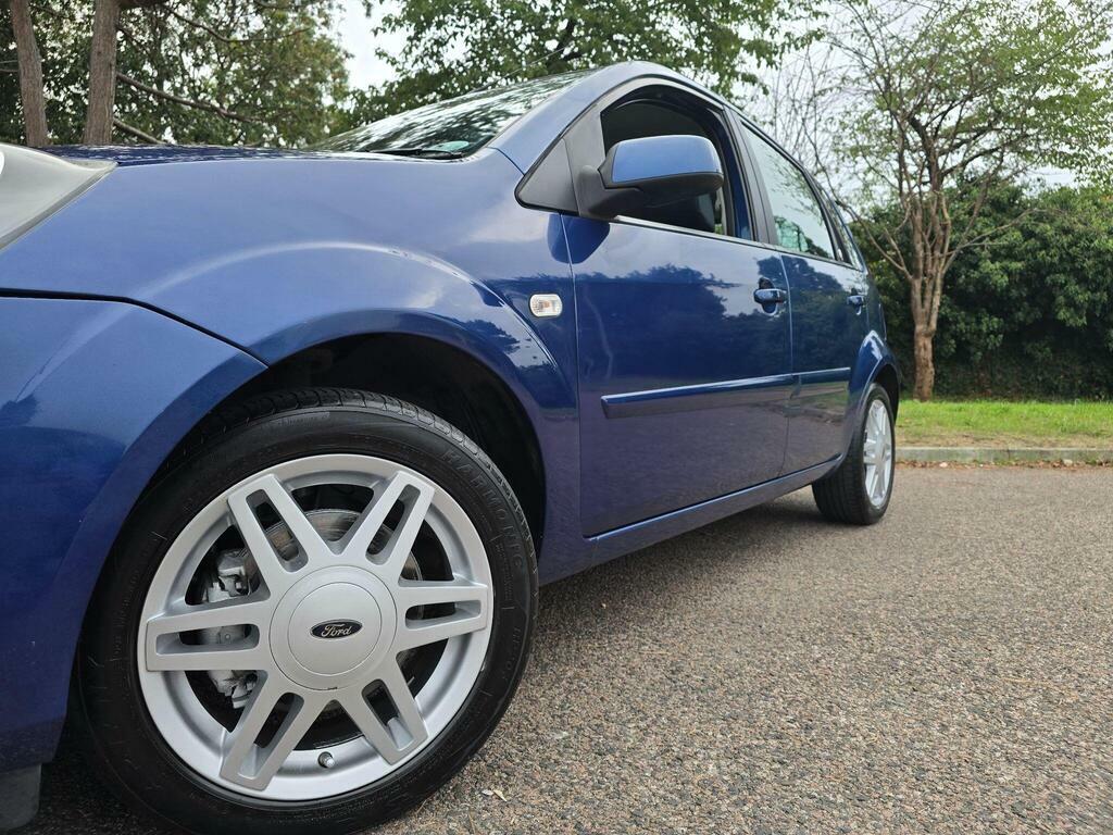 Ford Fiesta Zetec Climate 16V Blue #9