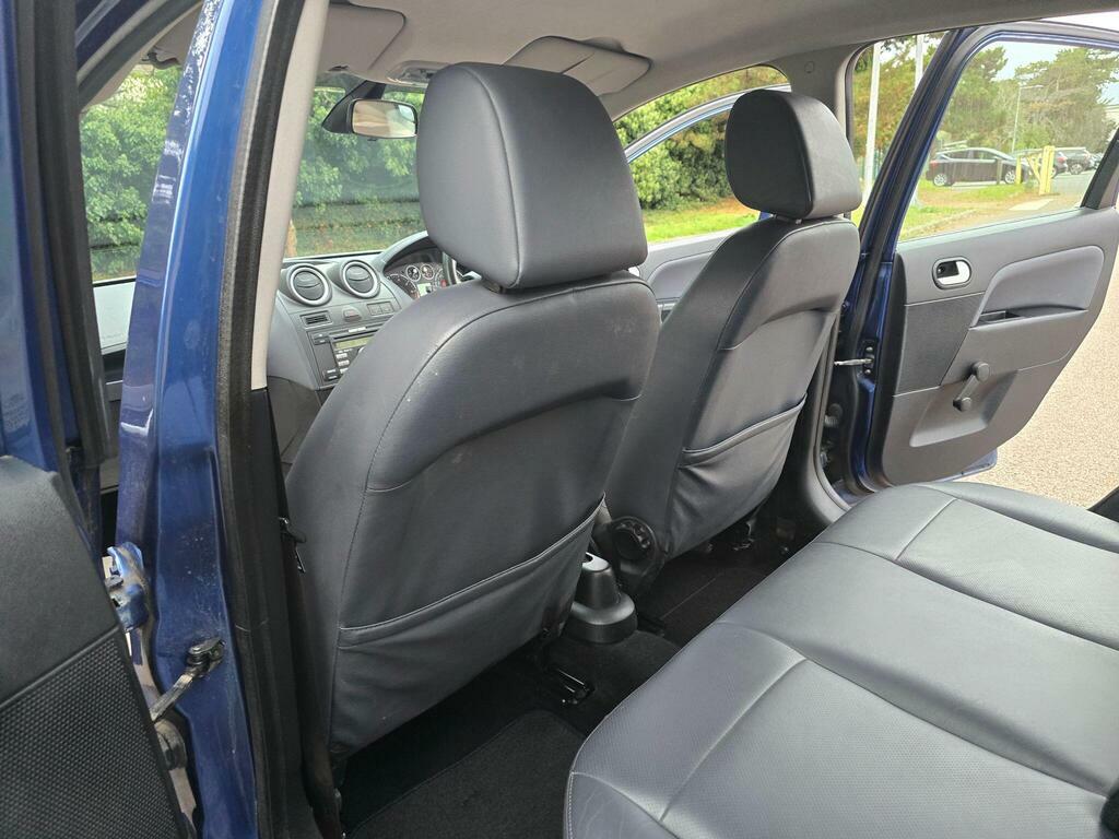 Ford Fiesta Zetec Climate 16V Blue #46