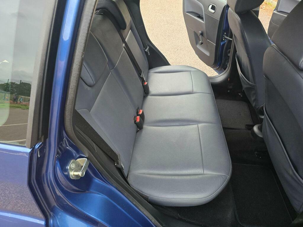 Ford Fiesta Zetec Climate 16V Blue #48