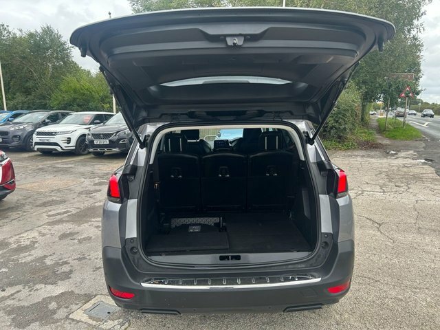Peugeot 5008 Ss Active White #8