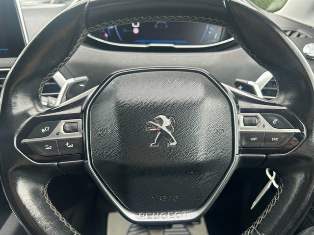 Peugeot 5008 Ss Active White #22