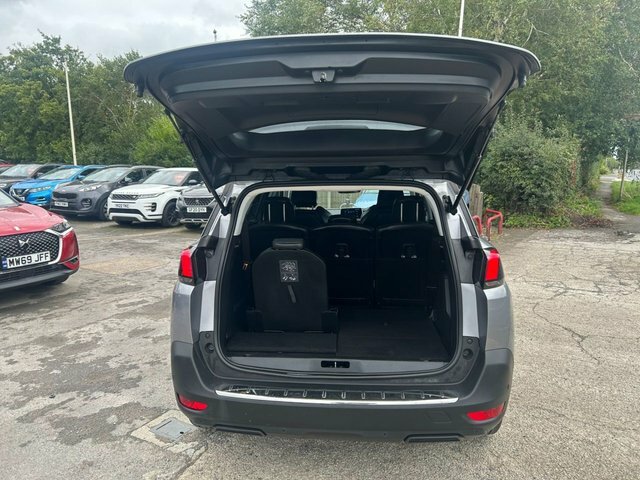 Peugeot 5008 Ss Active White #7