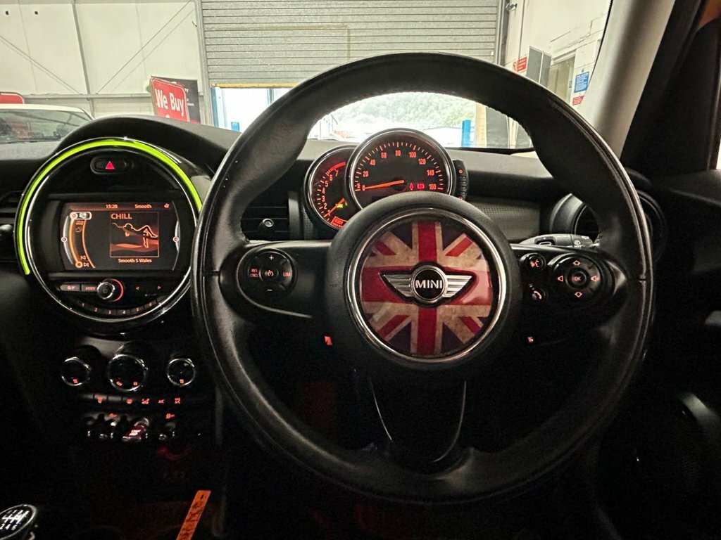 Mini Hatch 1.5L Cooper CP16YOY Orange #5