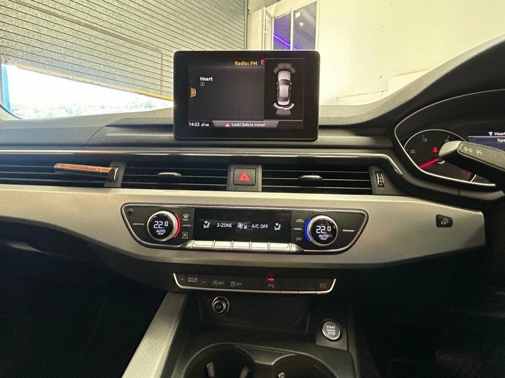Audi A4 1.4 Tfsi Sport Black #11