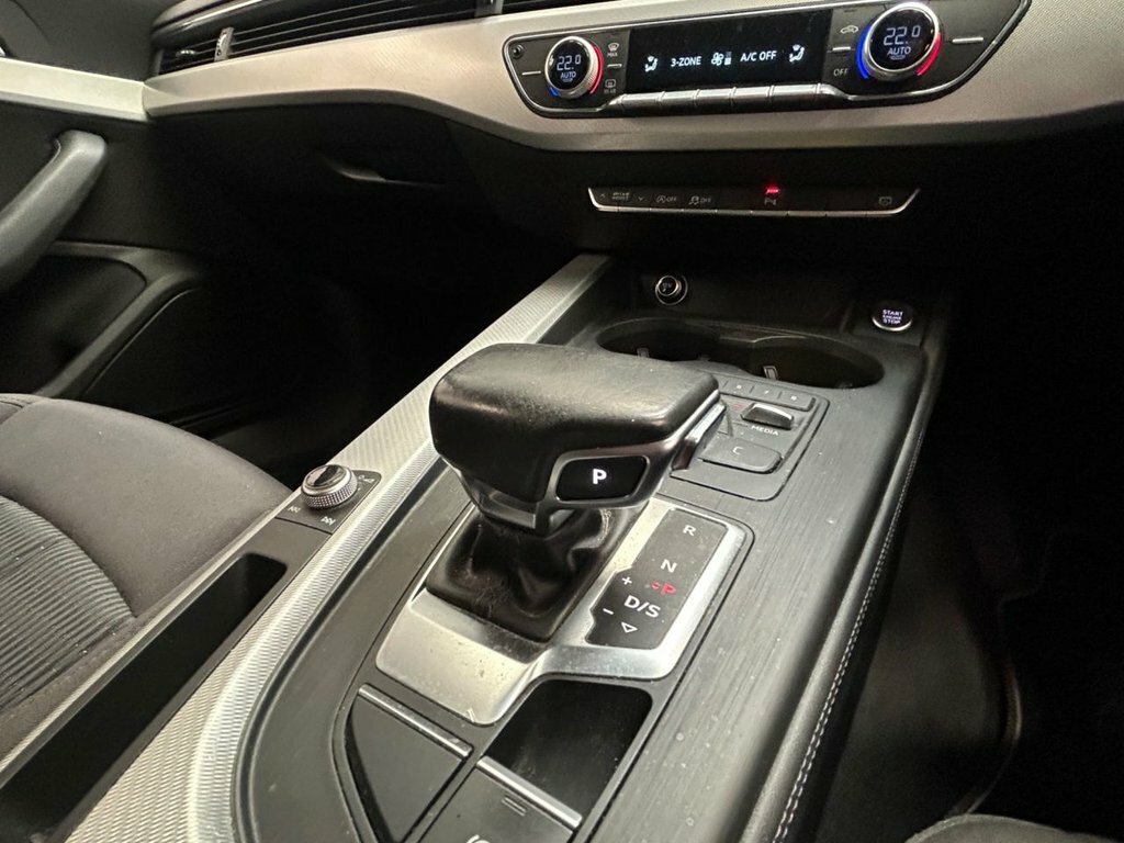 Audi A4 1.4 Tfsi Sport Black #12