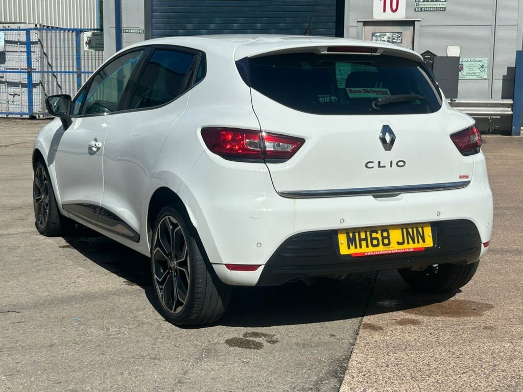 Renault Clio 0.9L Iconic White #6