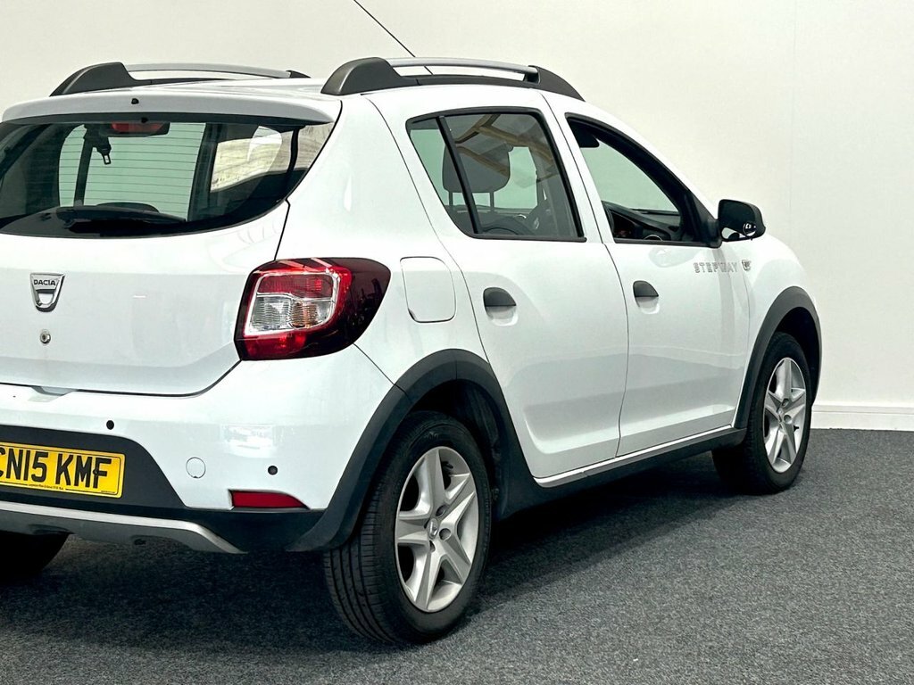 Dacia Sandero Stepway 0.9 Tce Laureate Euro 6 Ss Black #9