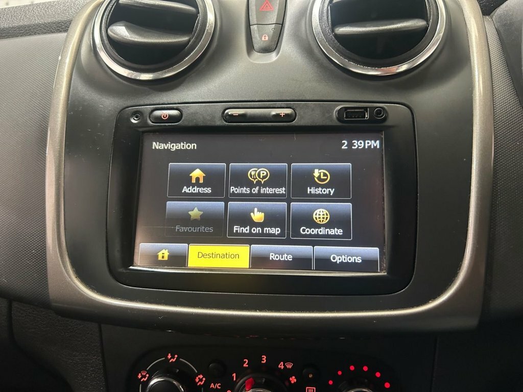 Dacia Sandero Stepway 0.9 Tce Laureate Euro 6 Ss Black #21