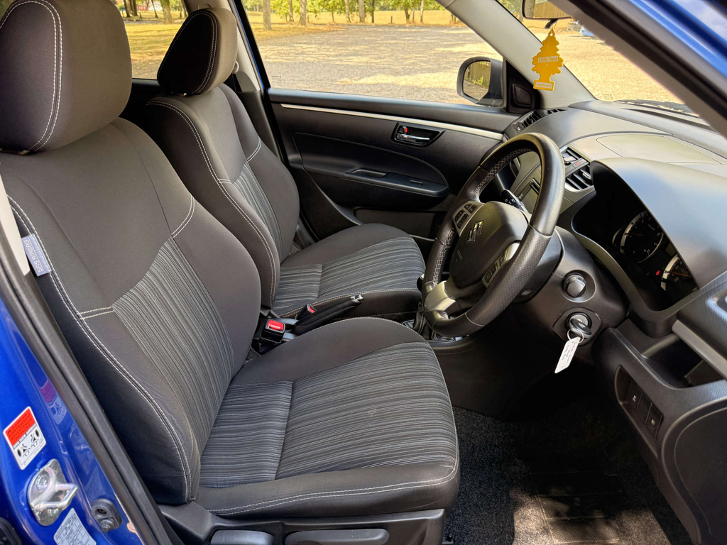 Suzuki Swift 1.2 Sz3 Silver #19
