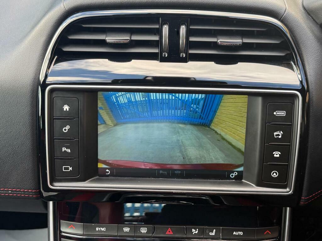 Jaguar XE Xe Portfolio D Green #24