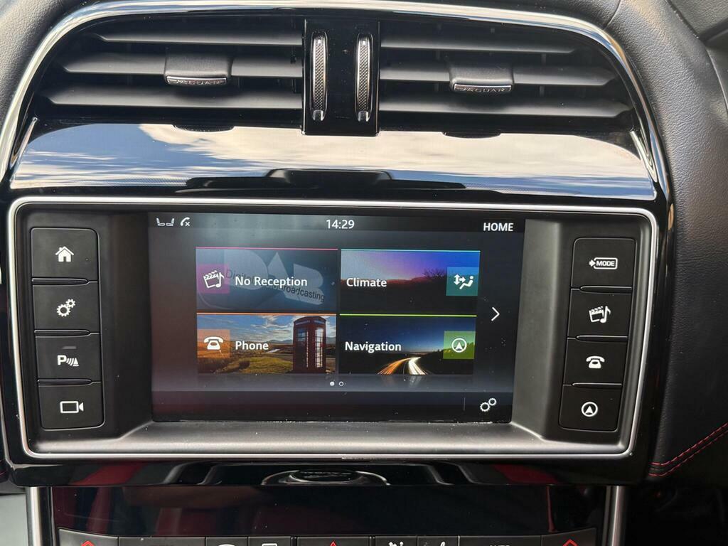 Jaguar XE Xe Portfolio D Green #22