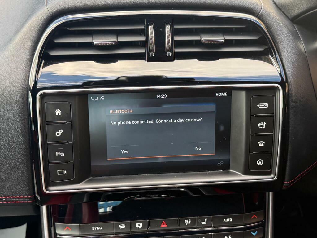 Jaguar XE Xe Portfolio D Green #25