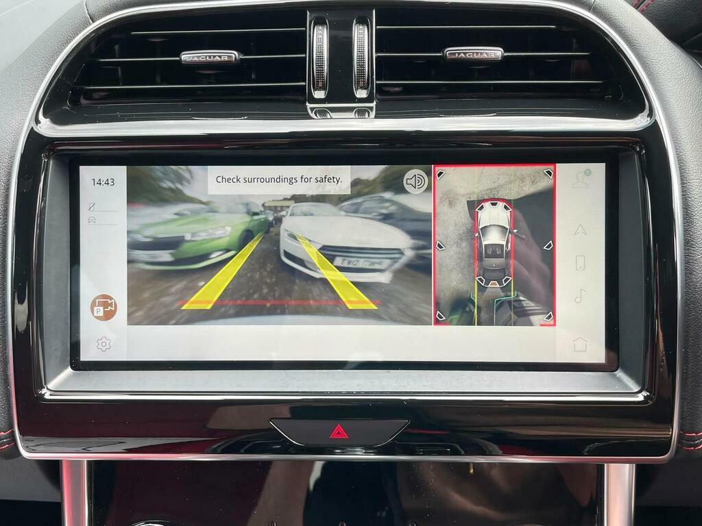 Jaguar XE Saloon Red #30