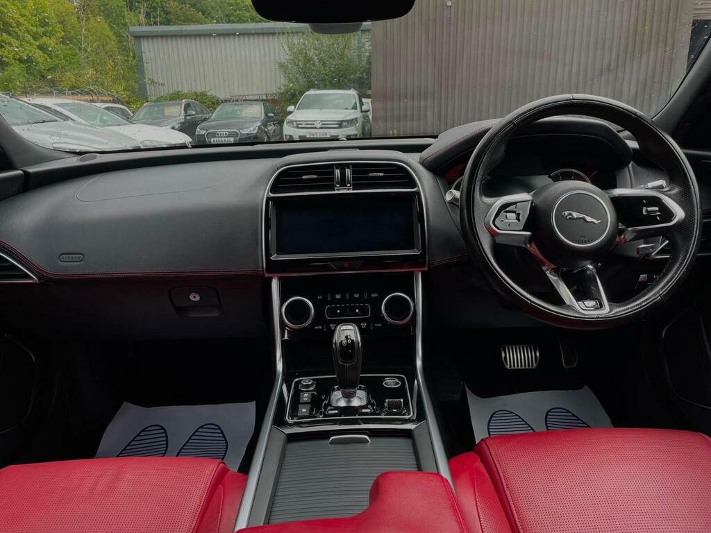 Jaguar XE Saloon Red #25