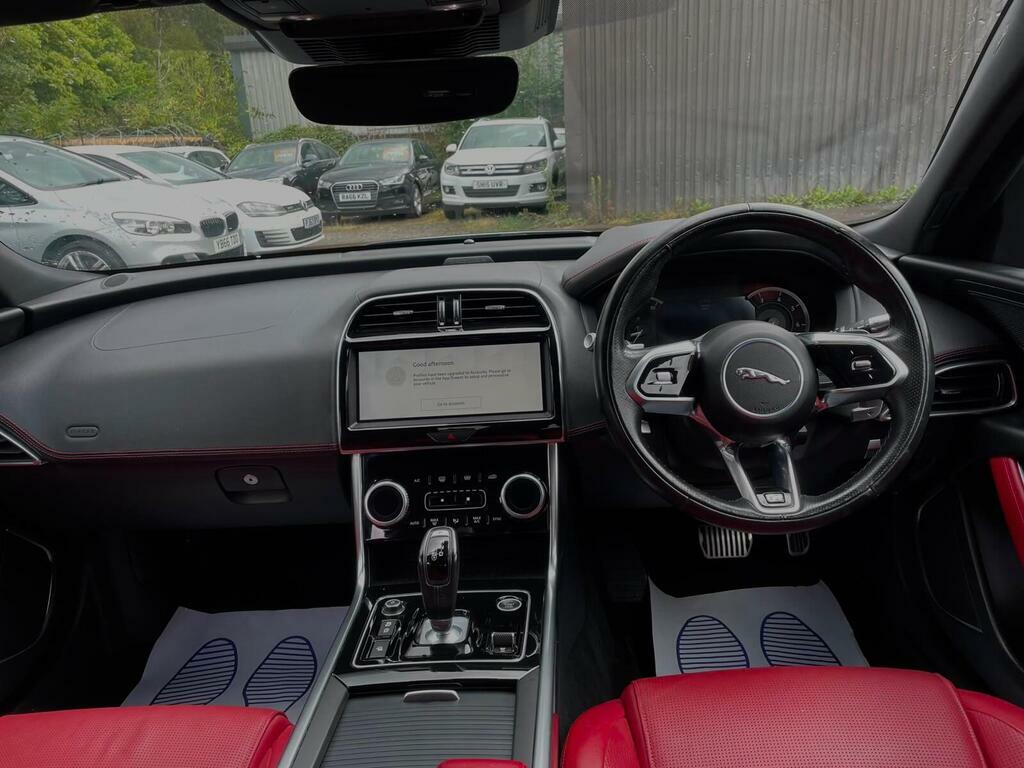 Jaguar XE Saloon Red #22