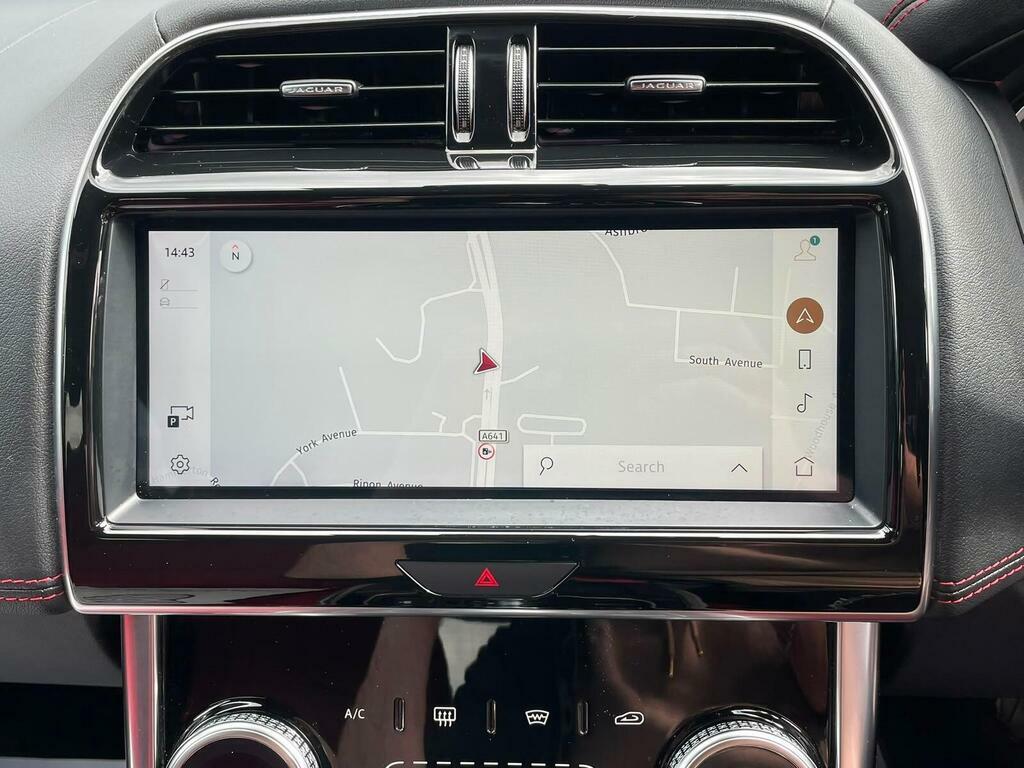 Jaguar XE Saloon Red #29