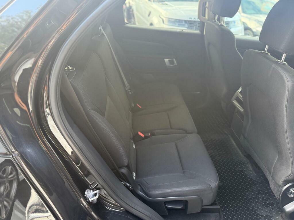 Land Rover Discovery 3.0 Sd6 Hse Black #13