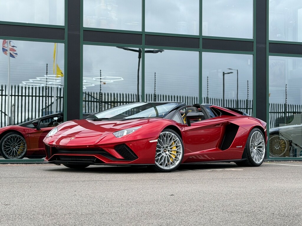 Lamborghini Aventador S  #24