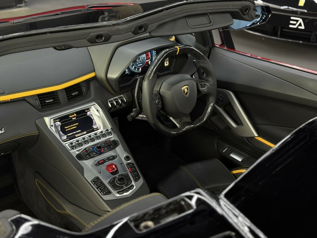 Lamborghini Aventador Convertible 6.5 V12 Lp 740-4 S 201867 Black #2