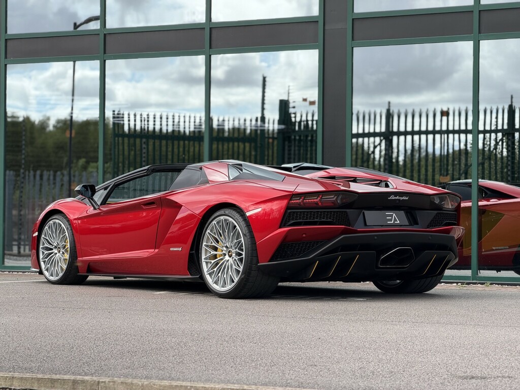 Lamborghini Aventador Convertible 6.5 V12 Lp 740-4 S 201867 Black