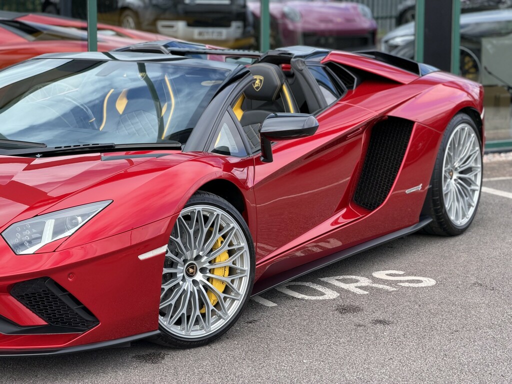 Lamborghini Aventador S  #28
