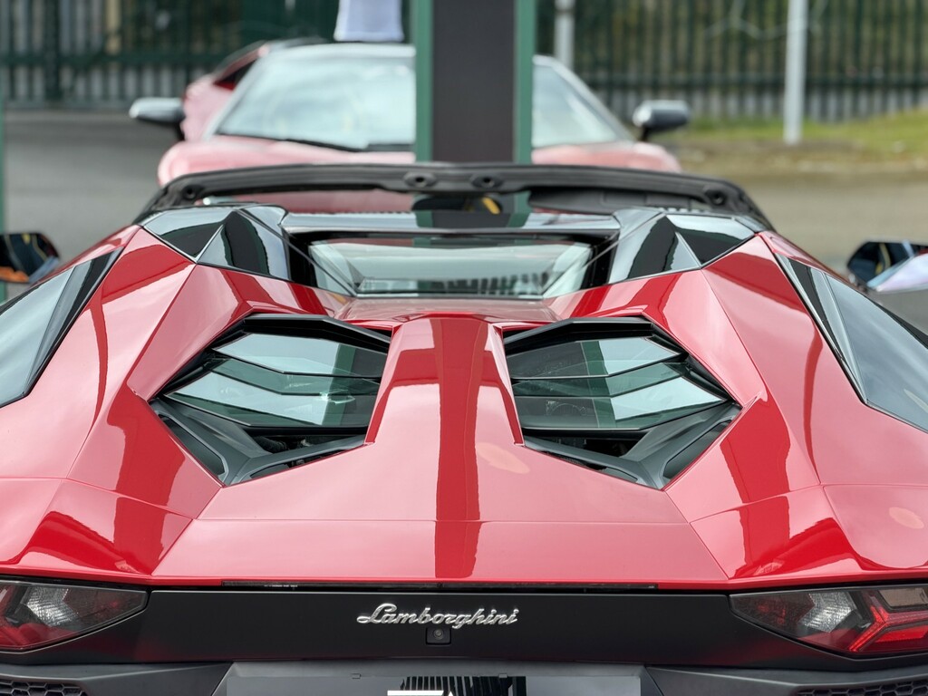 Lamborghini Aventador S  #33