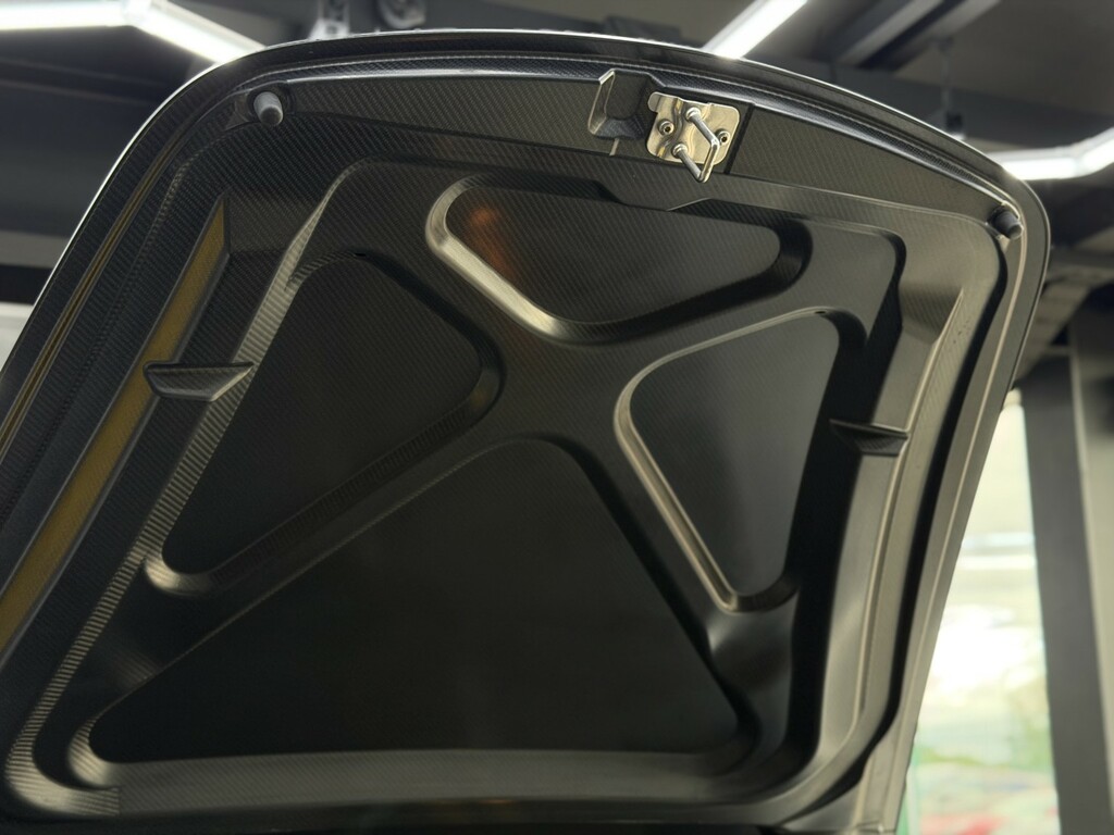Porsche 911 Gt3 Rs Pdk Silver #77