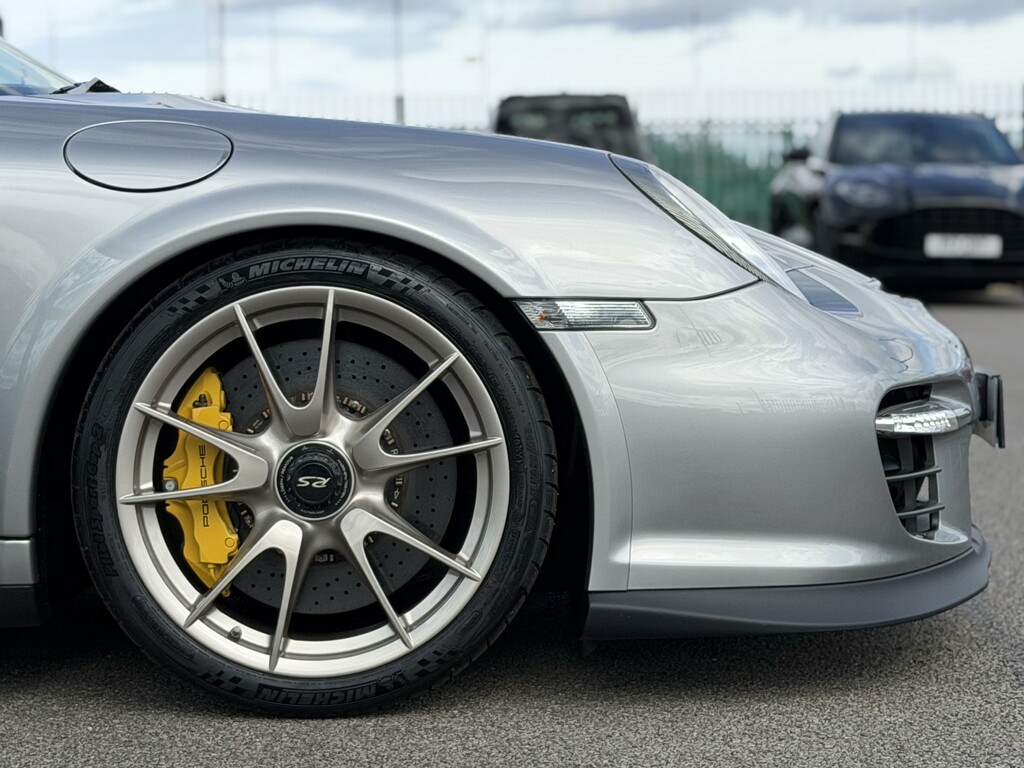 Porsche 911 Gt3 Rs Pdk Silver #15