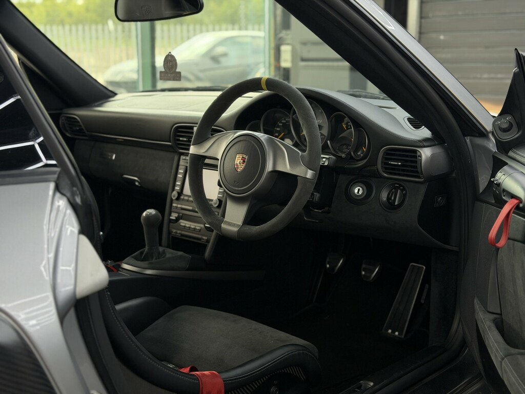 Porsche 911 Gt3 Rs Pdk Silver #51