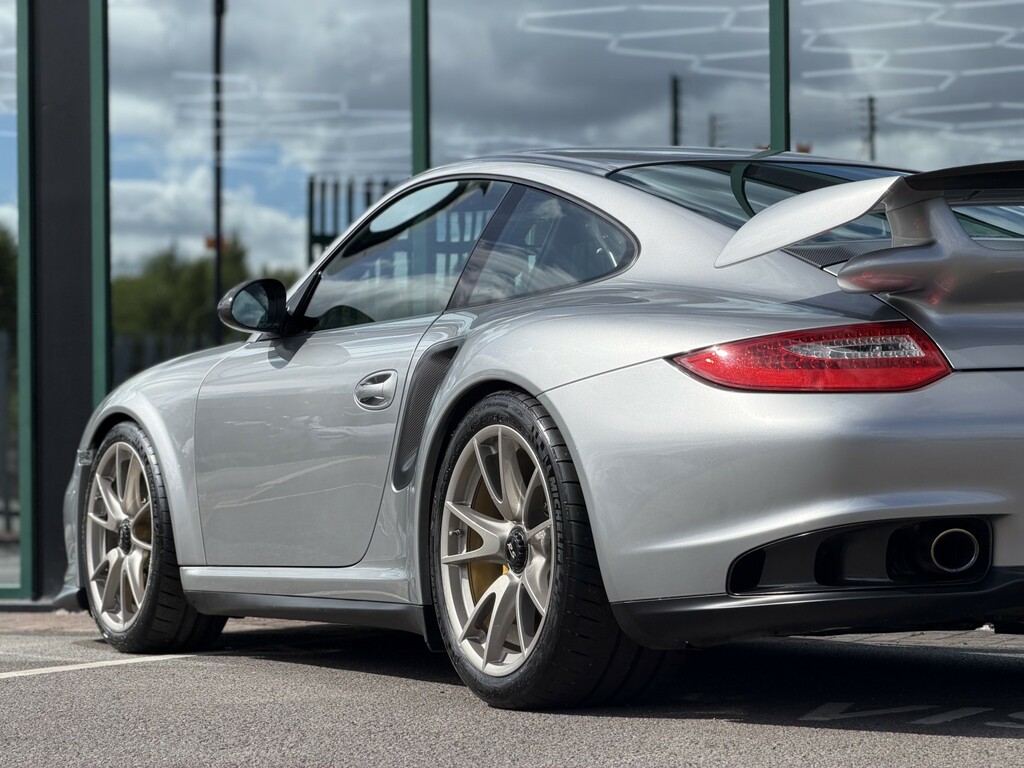 Porsche 911 Gt3 Rs Pdk Silver #33
