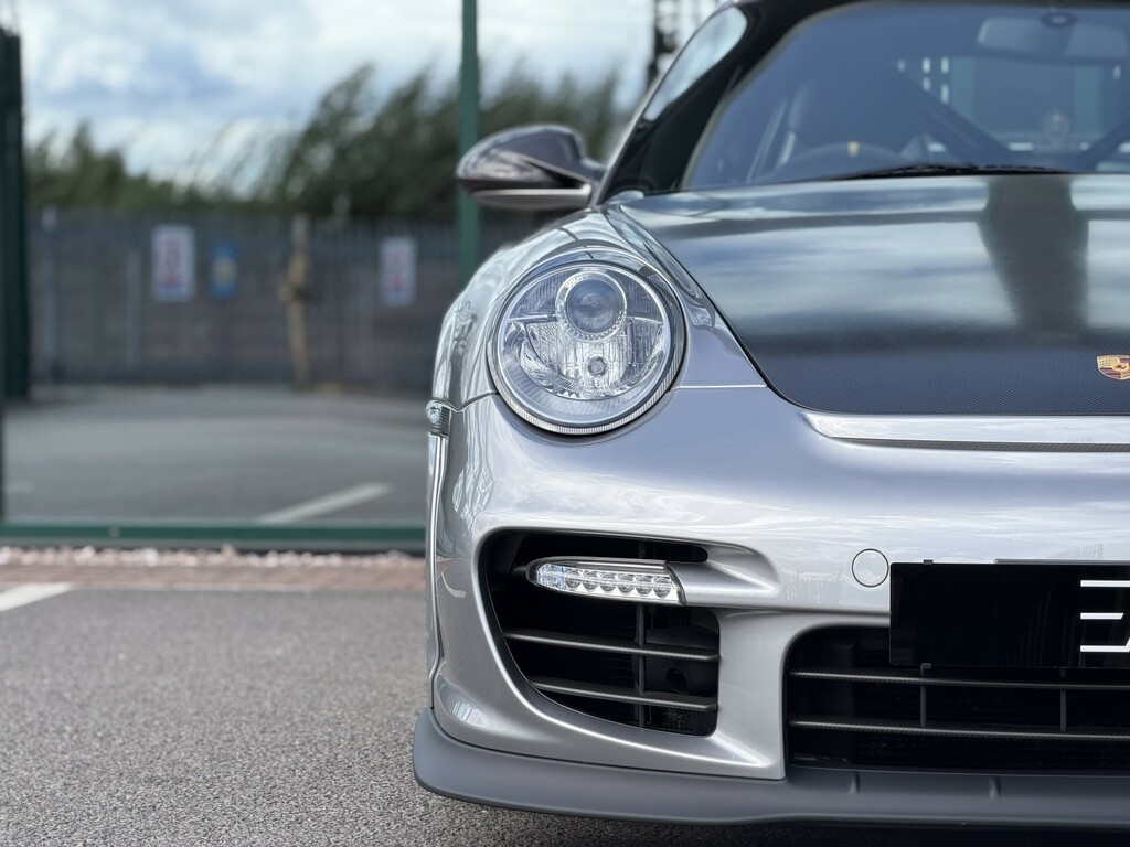 Porsche 911 Gt3 Rs Pdk Silver #12