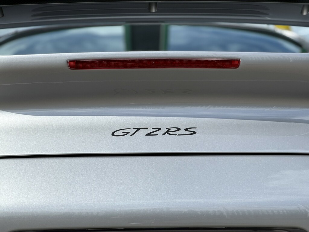 Porsche 911 Gt3 Rs Pdk Silver #38