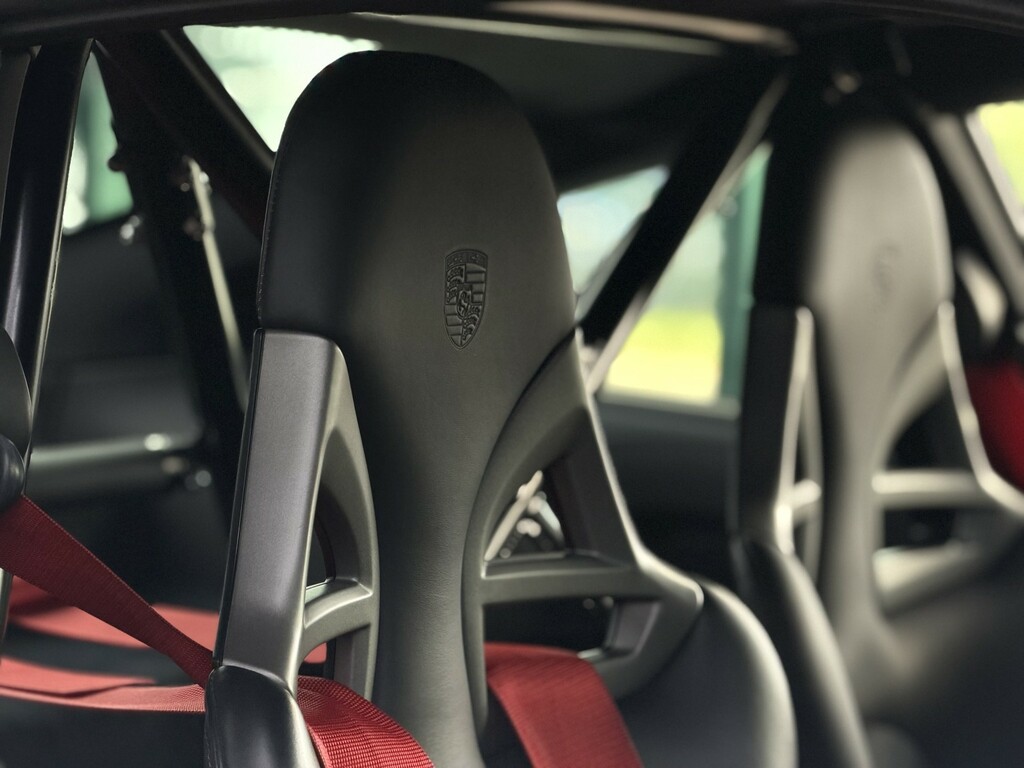 Porsche 911 Gt3 Rs Pdk Silver #56