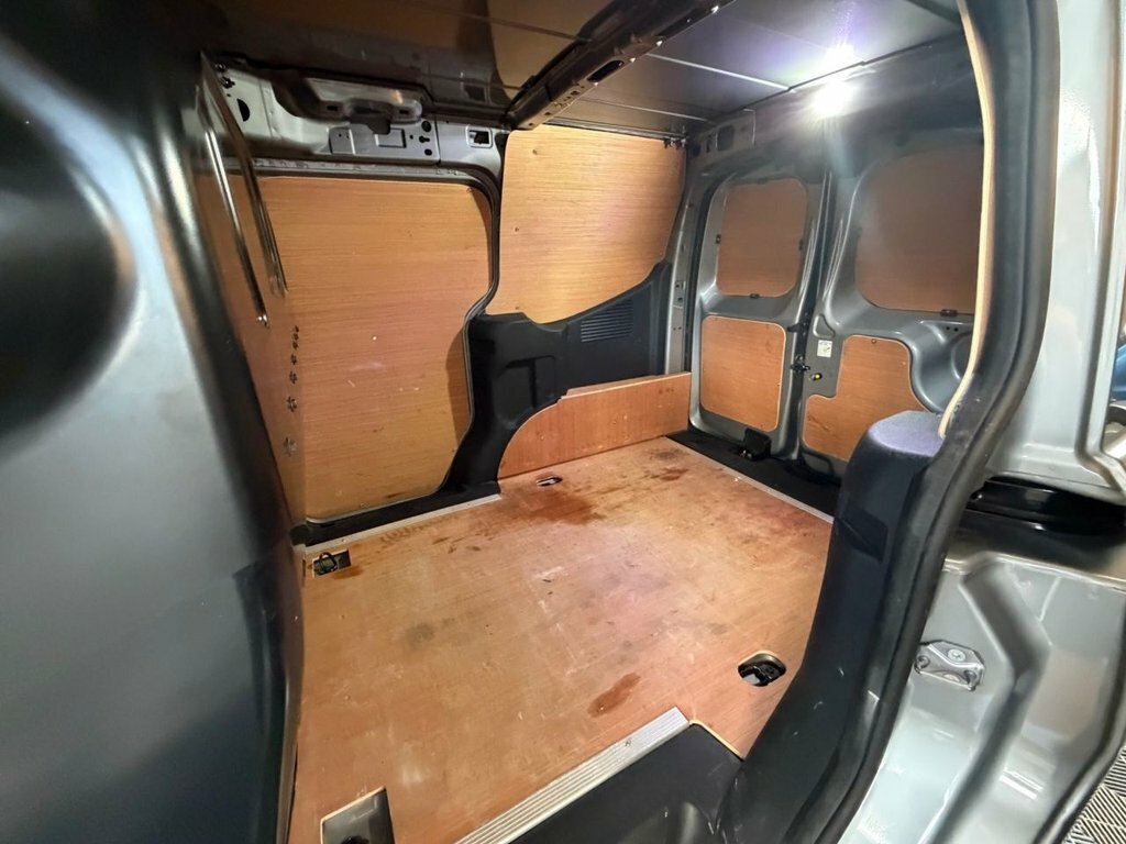 Ford Transit Courier 43Kwh Trend Swb Black #11