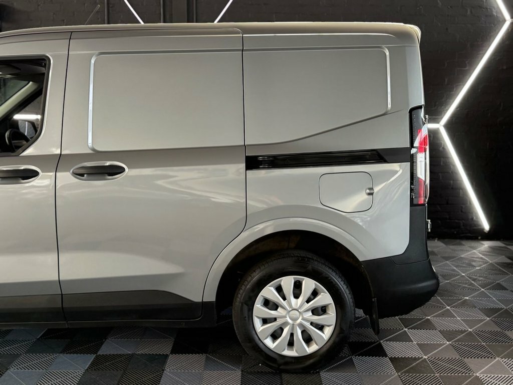 Ford Transit Courier 43Kwh Trend Swb Black #8