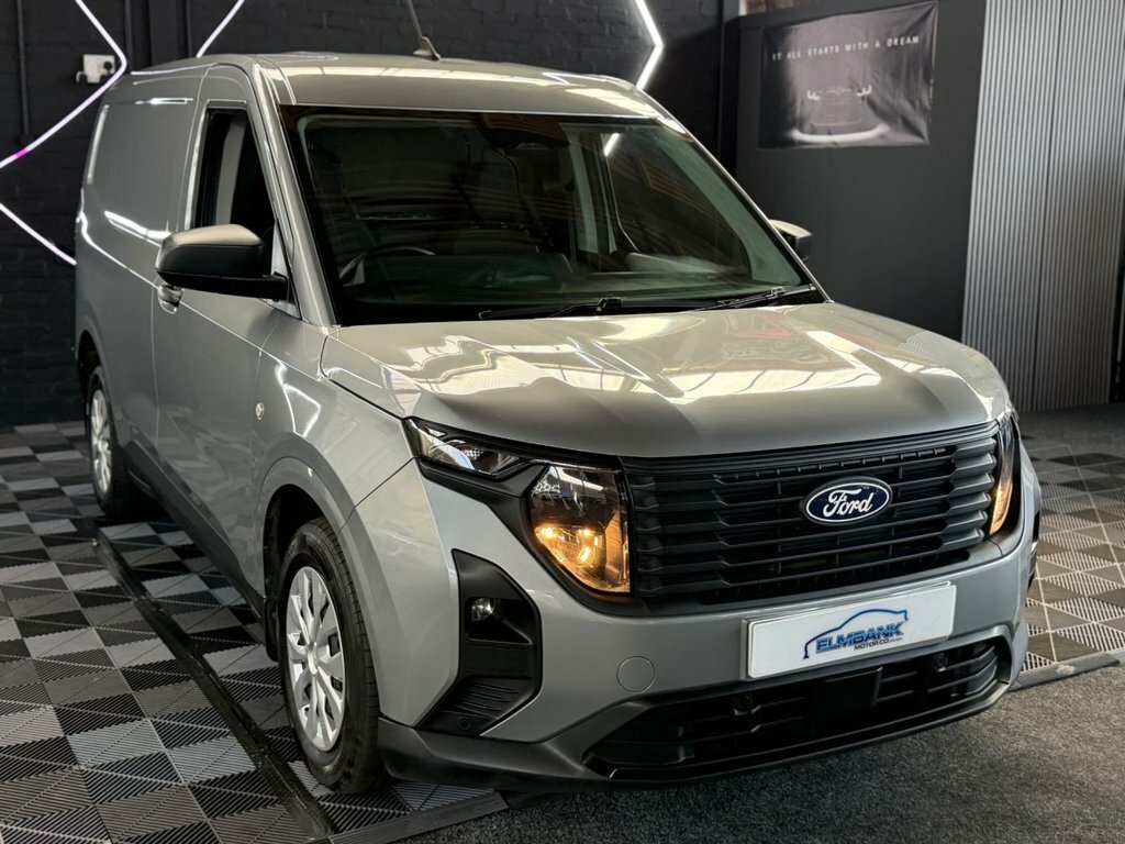 Ford Transit Courier 43Kwh Trend Swb Black #43