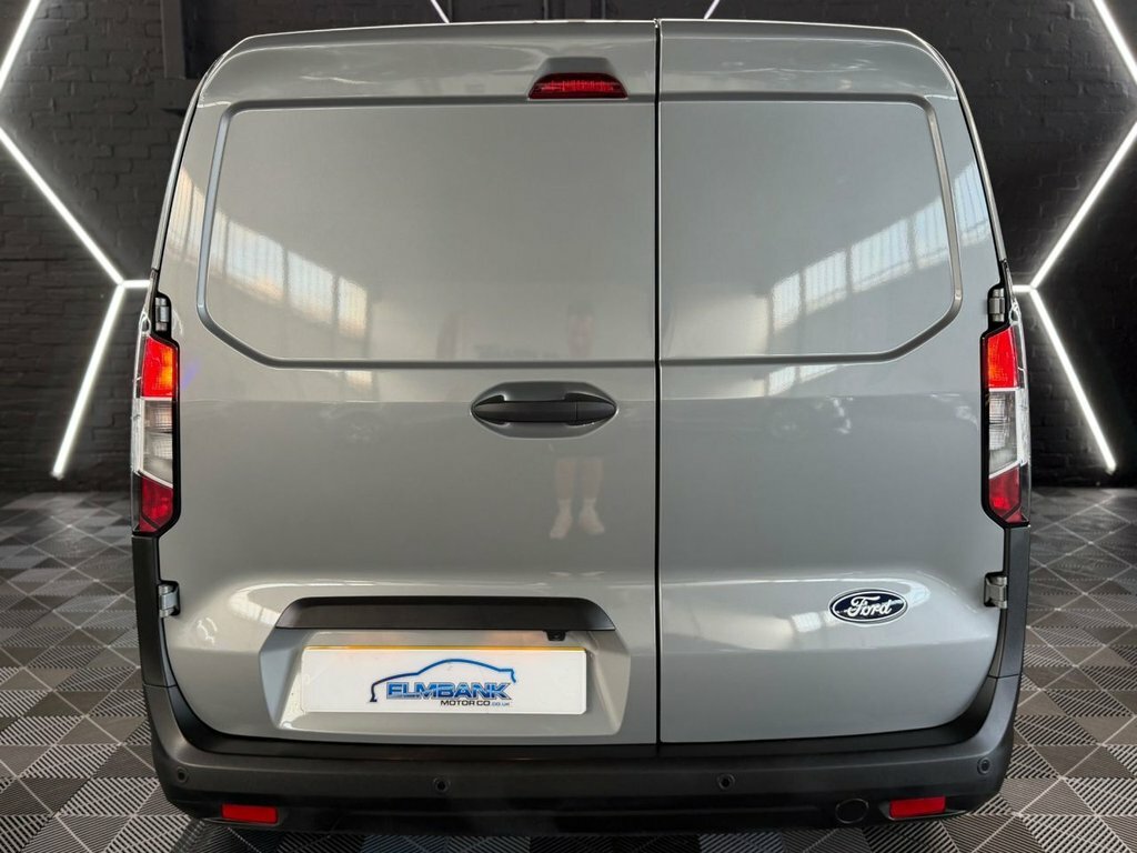 Ford Transit Courier 43Kwh Trend Swb Black #29