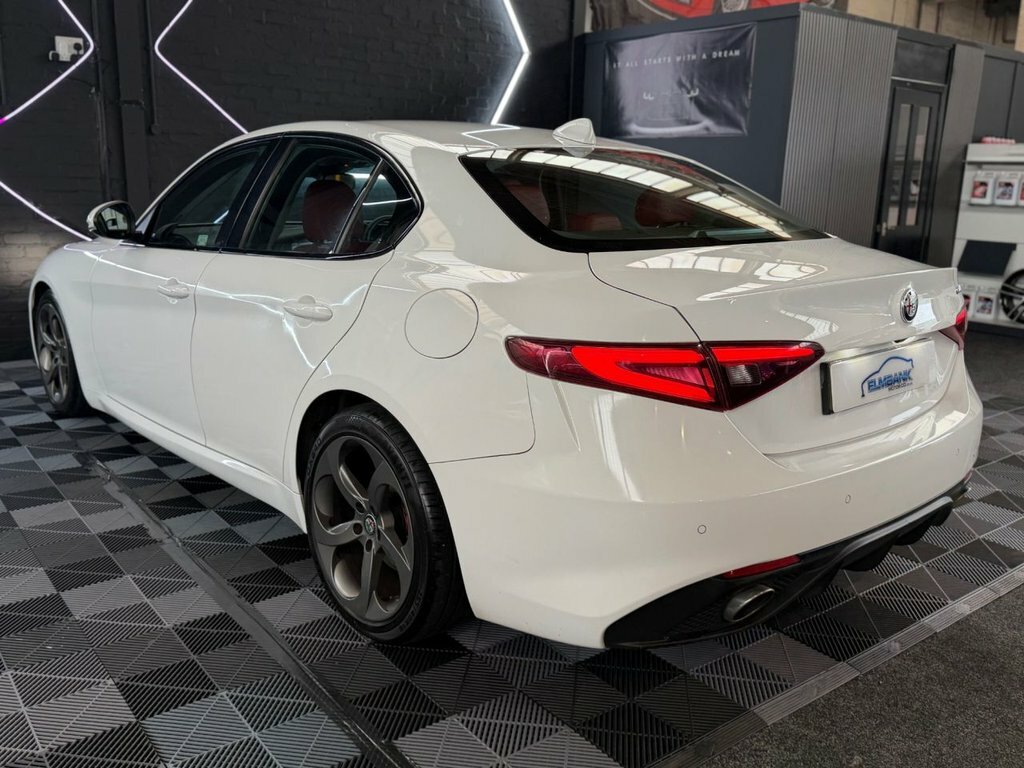 Alfa Romeo Giulia T Veloce Red #24