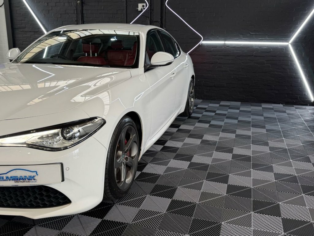Alfa Romeo Giulia T Veloce Red #38