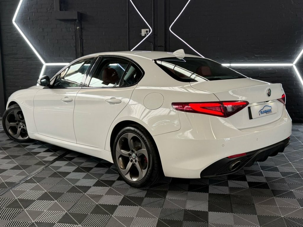 Alfa Romeo Giulia T Veloce Red #13