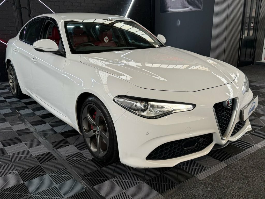 Alfa Romeo Giulia T Veloce Red #36